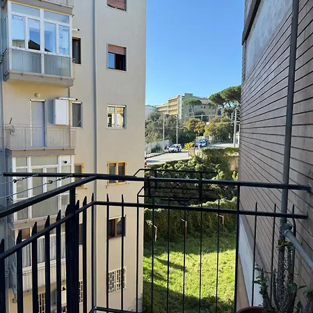 La Fiorente - Quiet Place Apartment Neapel